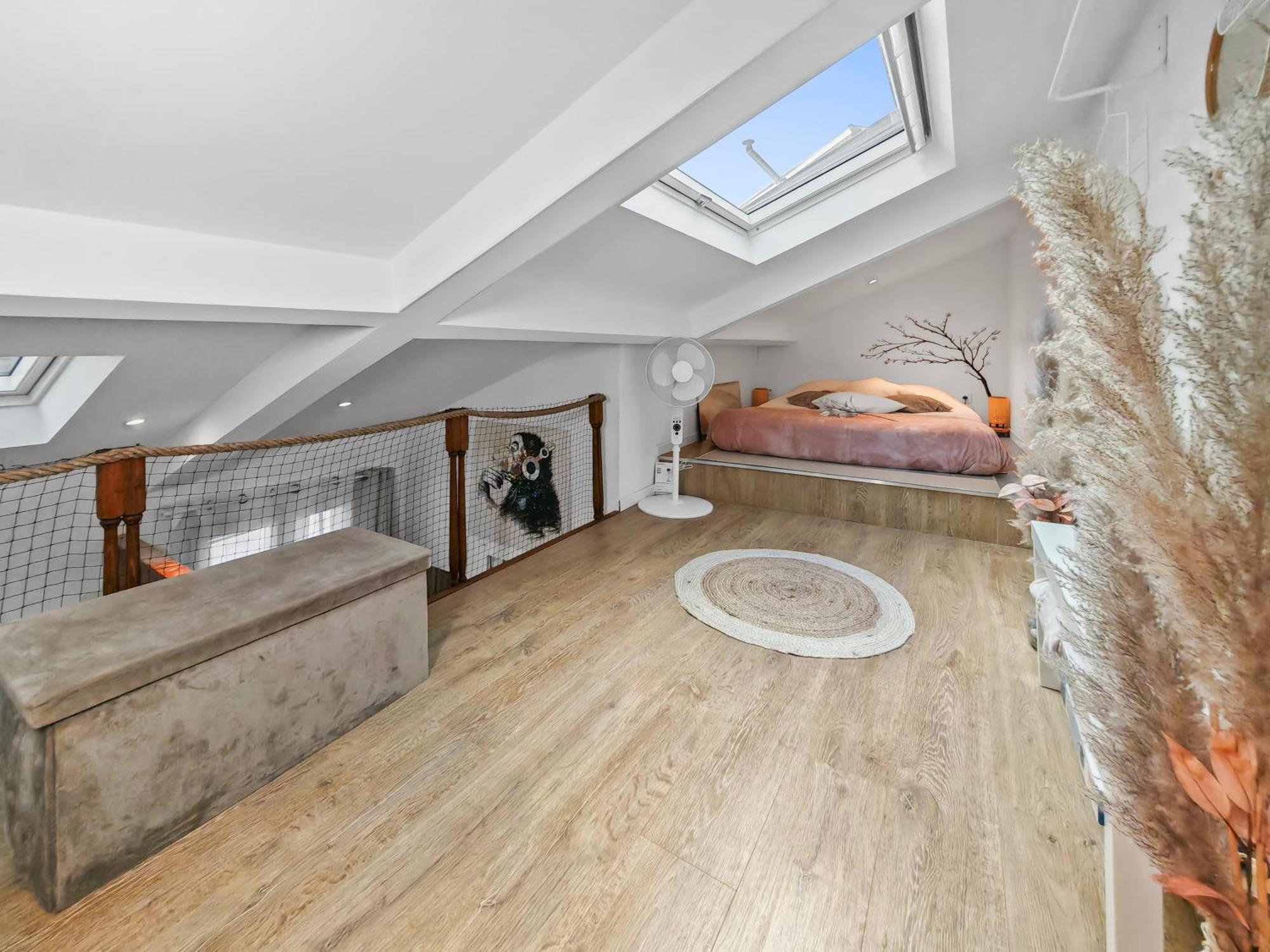 Appartement Loft Duplex A 2 Min De Paris - Parking Gratuit à Le Pré-Saint-Gervais Extérieur photo